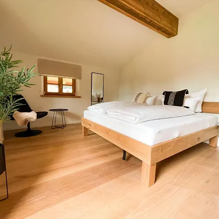 Pur - Doppelhaushaelfte Im Idyllischen Holiday home *